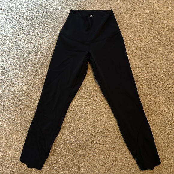 Lululemon high rise crop ‘23 size 4 - Picture 1 of 4